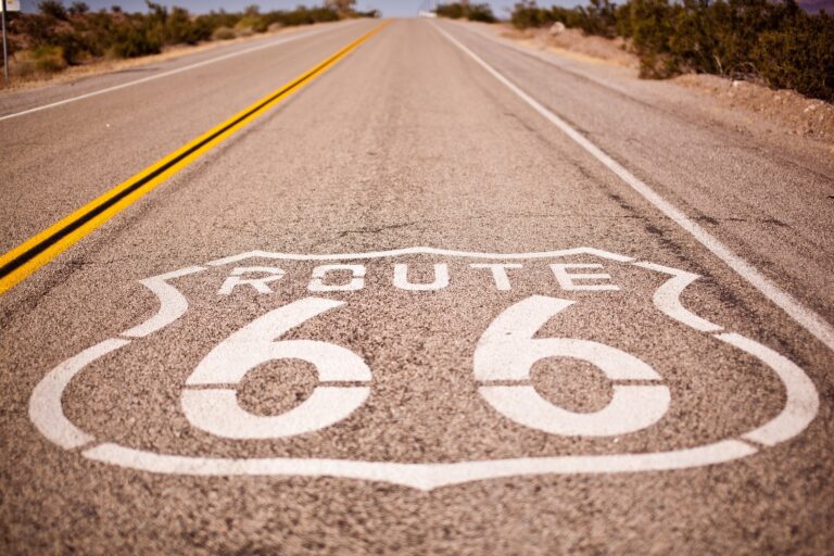 Route 66 Roadside Attractions, Motels and Diners Route 66 Highway